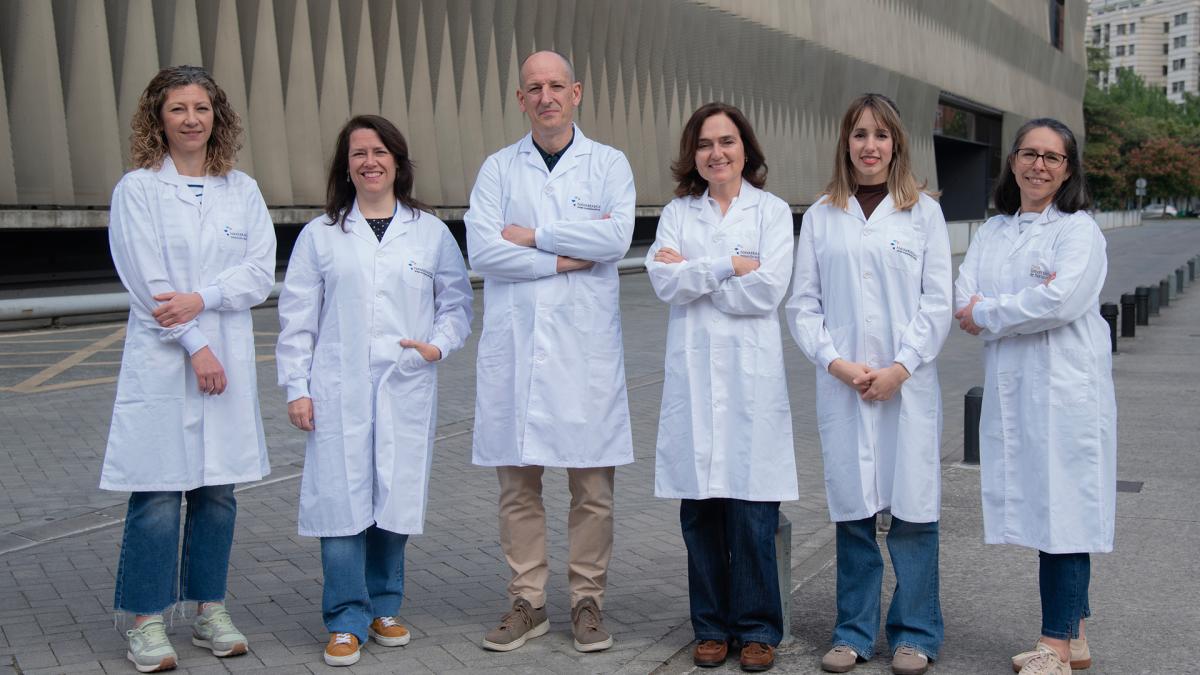 Navarrabiomed-UPNA crea un bacteriófago con CRISPR que elimina Staphylococcus aureus en modelos preclínicos